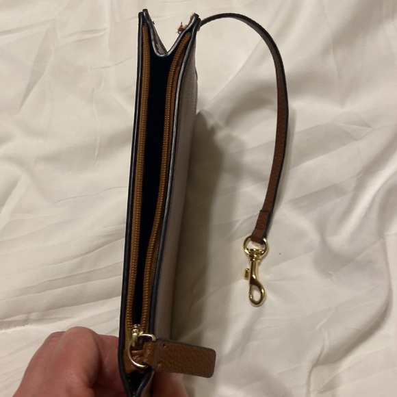 Calvin Klein Brown Leather Wristlet or Wallet - Picture 5 of 7